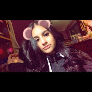 Meet your Posher, Brianna